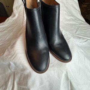 Madewell Black Leather Ankle Booties